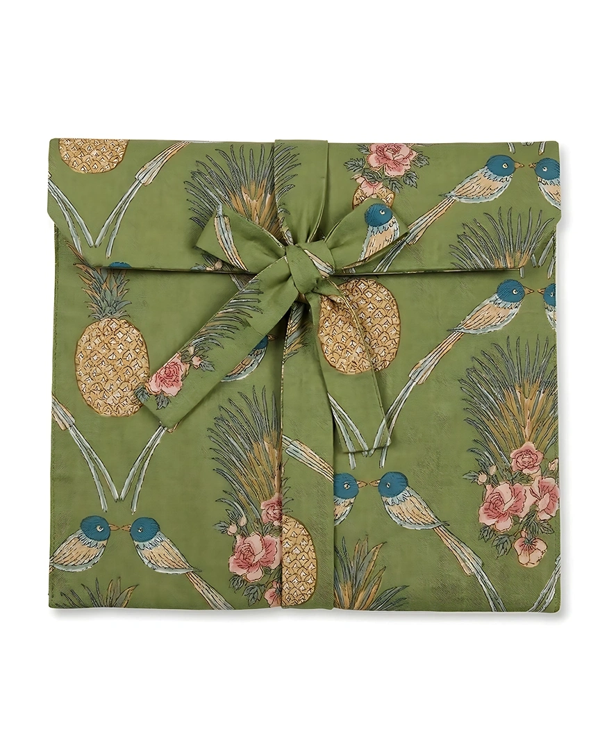 PJ0-b Pineapple & Songbird Olive Long Pajama Set