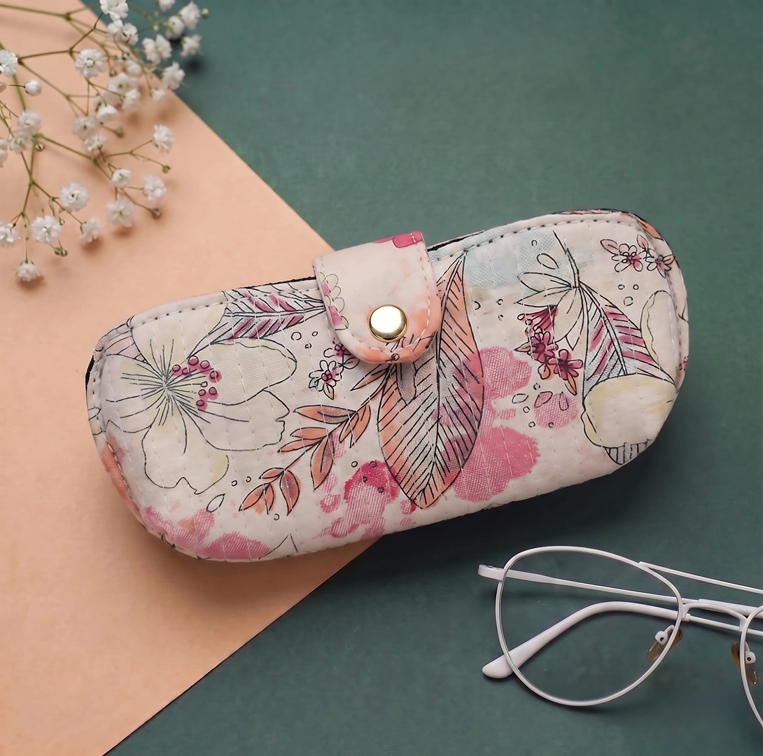 SP2-b Vintage Tropical Floral Quilted Glasses Pouch